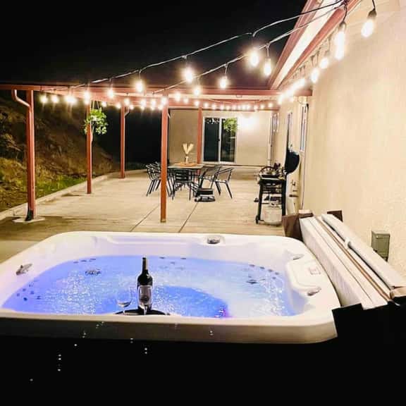 Villa near Yosemite & bass lake w/Hot Tub/EVcharge - Image 1